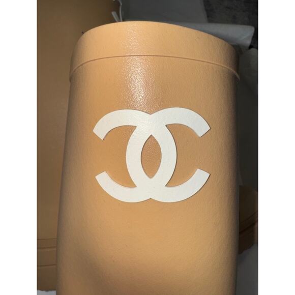 Chanel REV Beige White Wellington Wellies CC Logo Pull On Rubber Rain Boots 41 - Picture 10 of 16